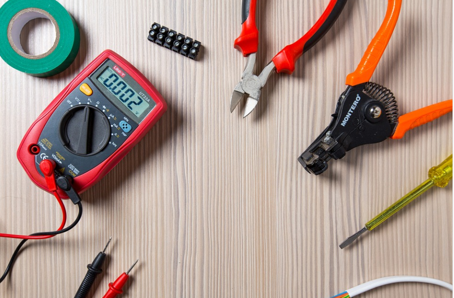 Choosing the best electrician