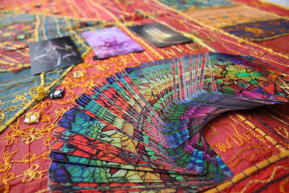 What to Look Out for in the Best Love Tarot Reader
